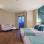 Sea Shell & 5*