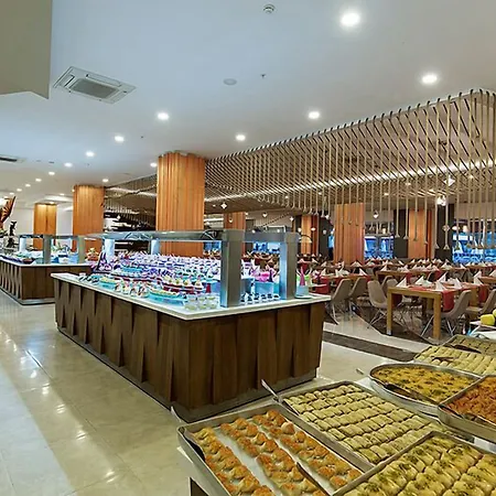 Sea Shell & אתר נופש 5*