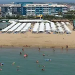 Sea Shell & Semesteranläggning (resort) Side
