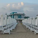 Sea Shell & Semesteranläggning (resort) 5*