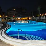 Semesteranläggning (resort) Sea Shell & Side