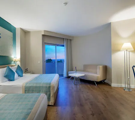 Resort Sea Shell & 5*